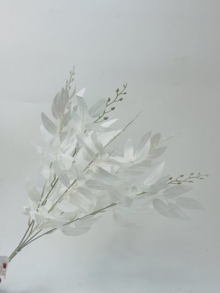 ورد تزيين ابيض ضمة 5 افرع